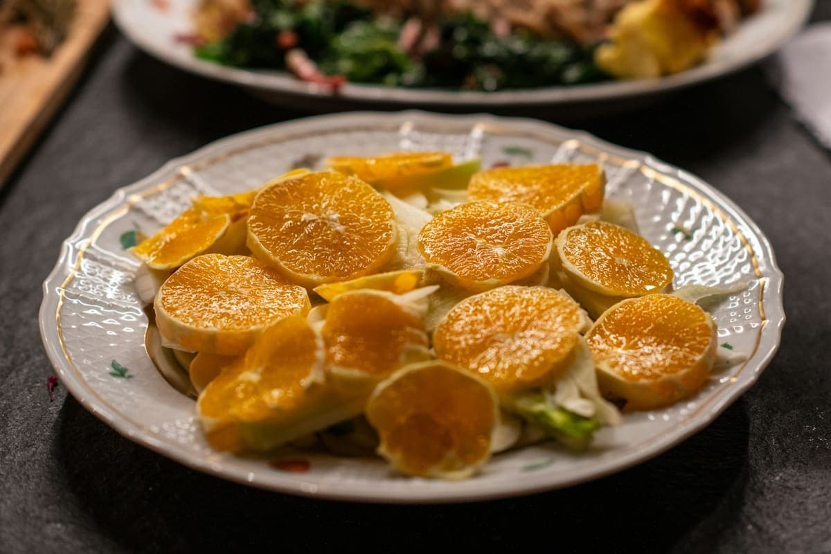 Vegan ovenschotel met zoete aardappel