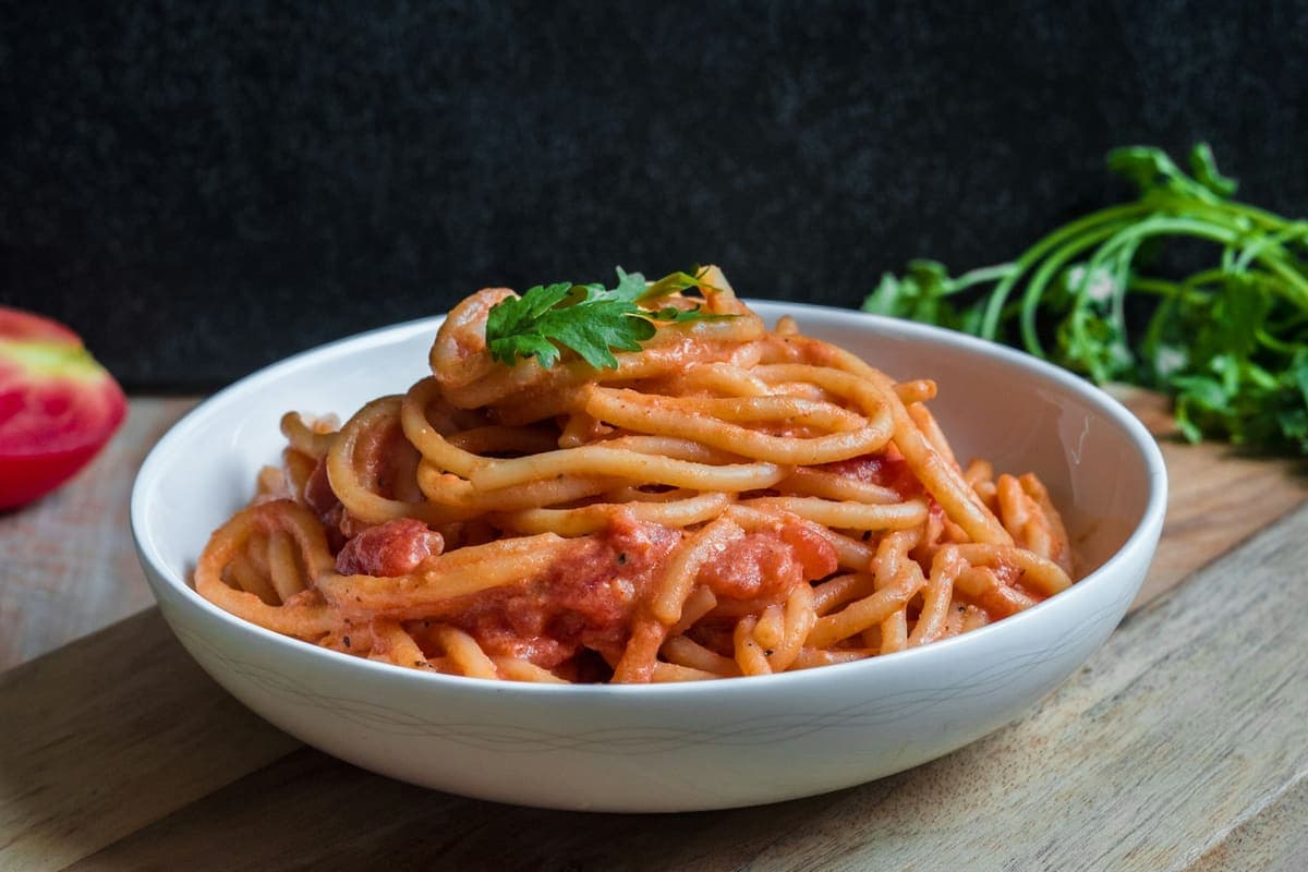 Vegan spaghetti bolognese